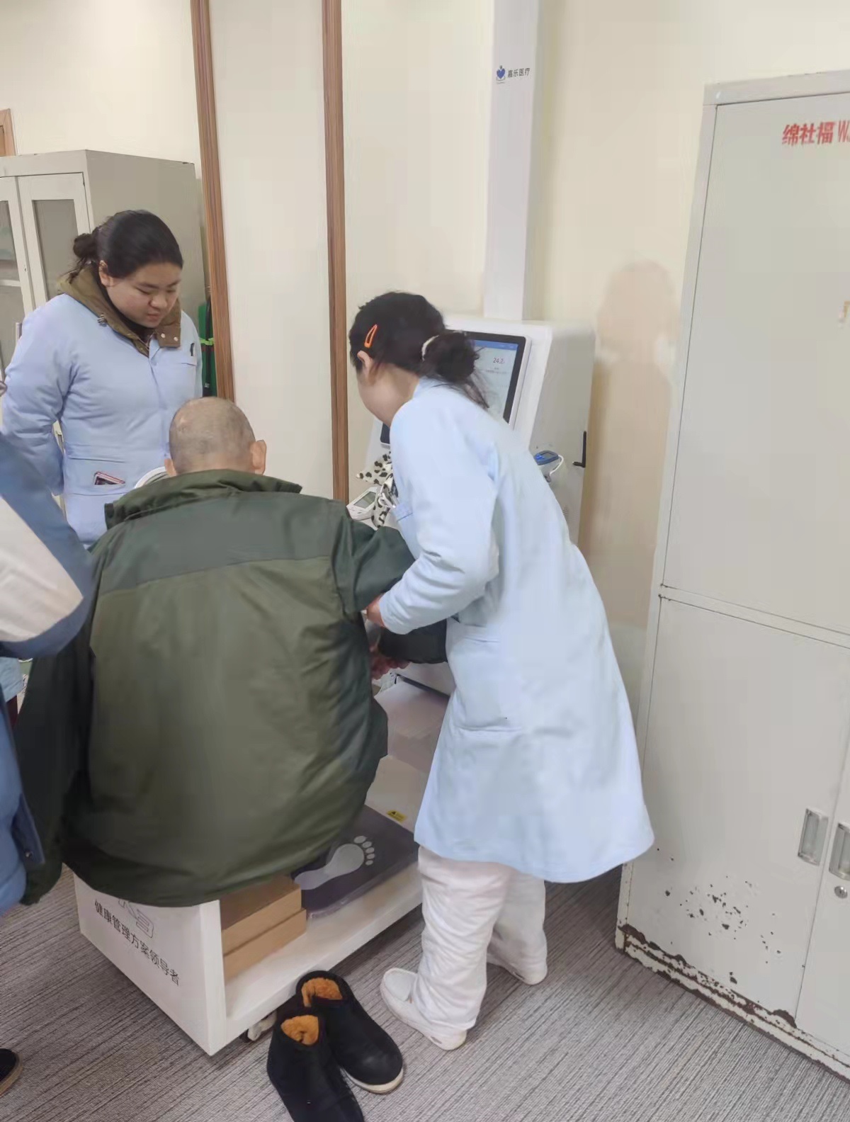 企業(yè)健康小屋、健康驛站，檢測+監(jiān)控+指導(dǎo)一體式全方位防護您的健康！