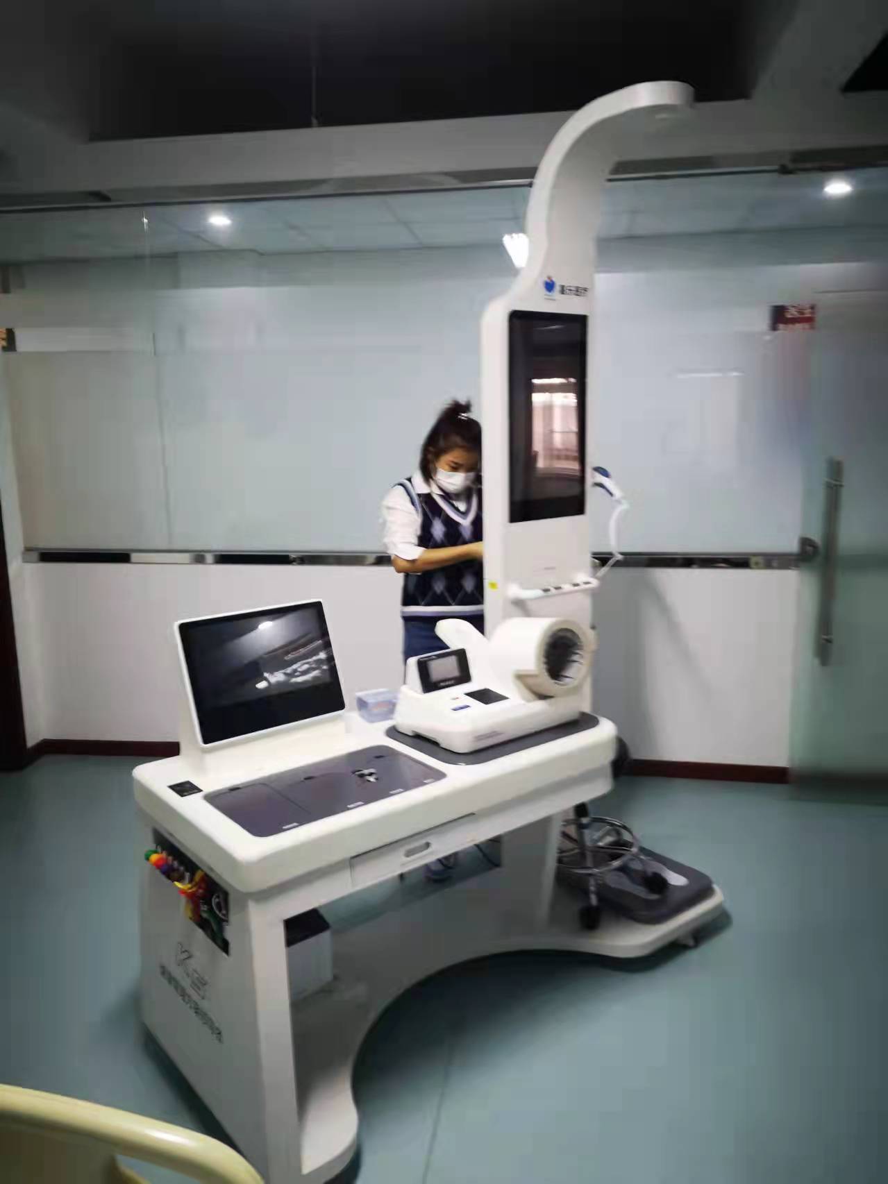 體檢一體機在公共衛(wèi)生健康方面的作用有哪些？