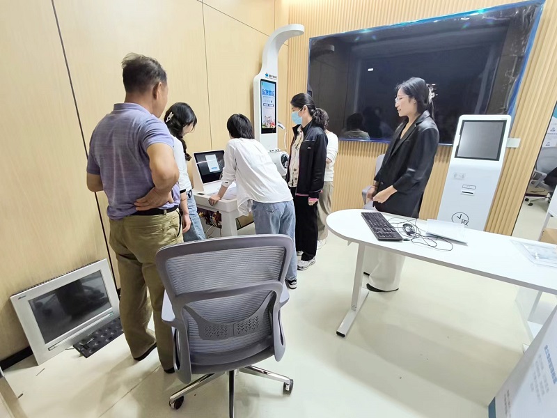 工地工人體檢要檢測(cè)什么?現(xiàn)在的智能體檢一體機(jī)合適嗎? 工地工人體檢要檢測(cè)什么?現(xiàn)在的智能體檢一體機(jī)合適嗎?