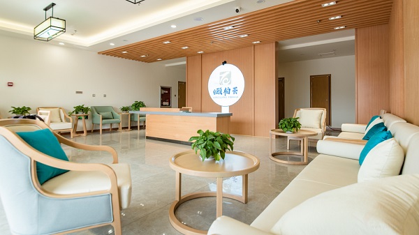 康養(yǎng)中心和養(yǎng)老院不一樣？別再弄混了，看完這篇就懂！